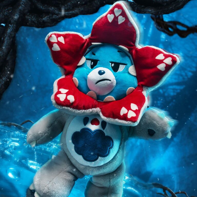 Care Bears lanza una colección de peluches de Stranger Things en Walmart