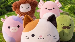 squishmallows-movie-in-the-works-at-amazon-mgm-exclusive-v0-pZiYT_5lJXZ8lGVtxqO5QMf8W1-R1LtjEj7TthX-05M